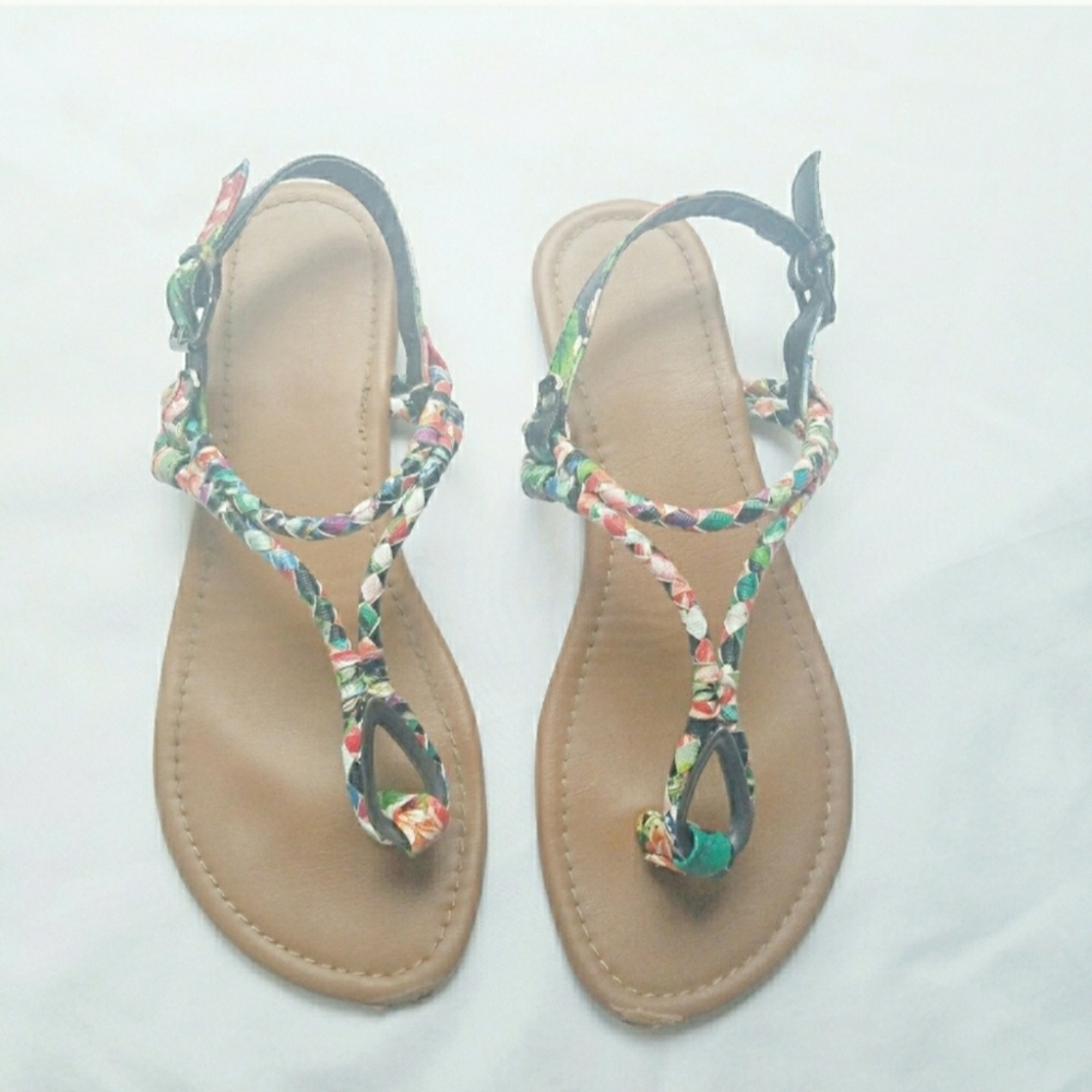 3/25...Rampage floral print sandals